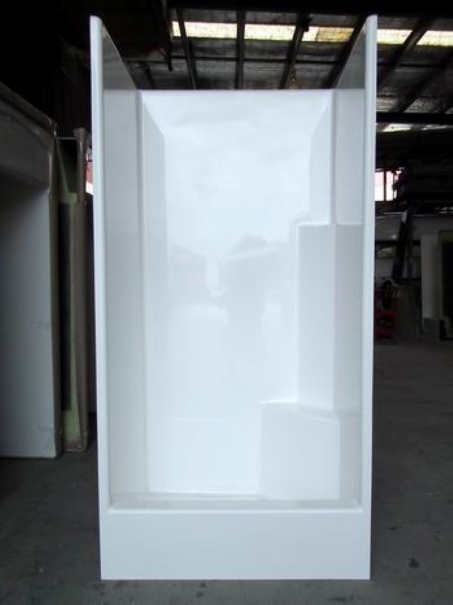 800 Series Fibreglass Shower Cubicles